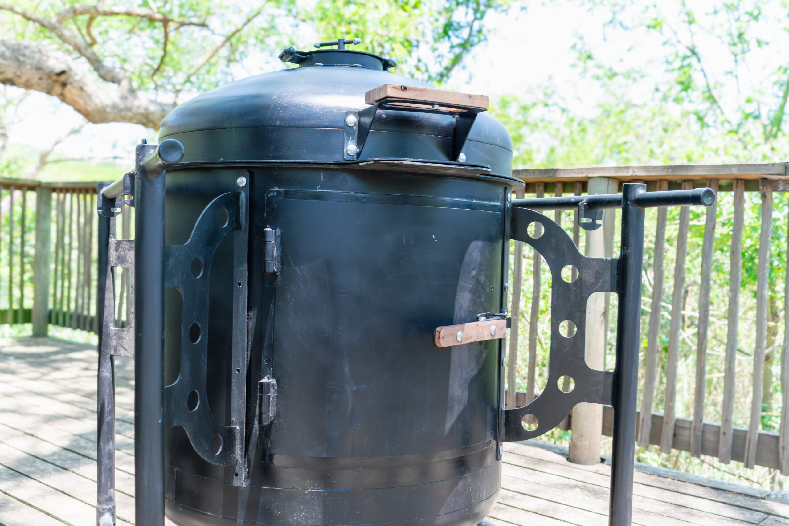 Samsons 670x400 Braai & Smoker - Image 12